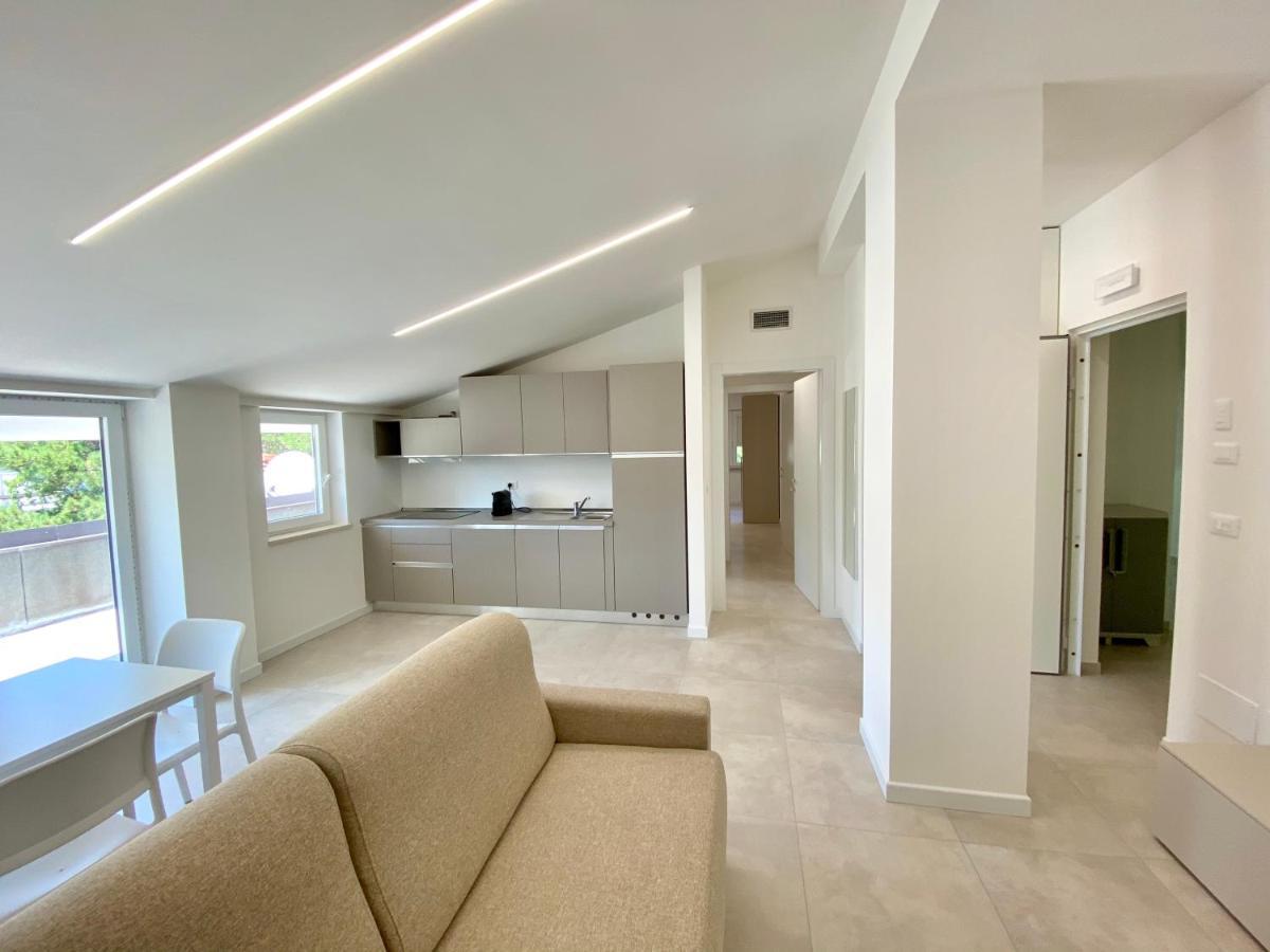 Em Apartments Lignano Sabbiadoro Exterior foto